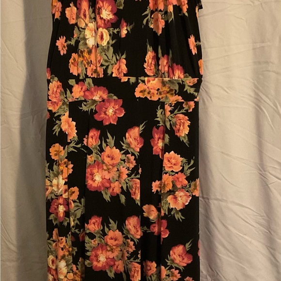 Lane Bryant plus size Halter Maxi Dress. Black Floral. Size 26/28. - Picture 3 of 8